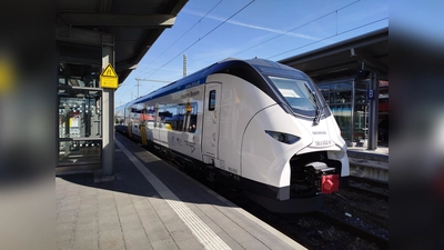 Der Wasserstoffzug fährt jetzt auch regelmäßig zwischen Augsburg und Peißenberg. (Foto: BRB)