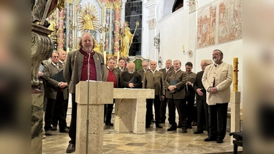 Der Sängerkreis Ottobrunn freut sich auf viele Besucher beim Weihnachtssingen in der Pfarrkirche St. Stephanus. (Foto: Sängerkreis)