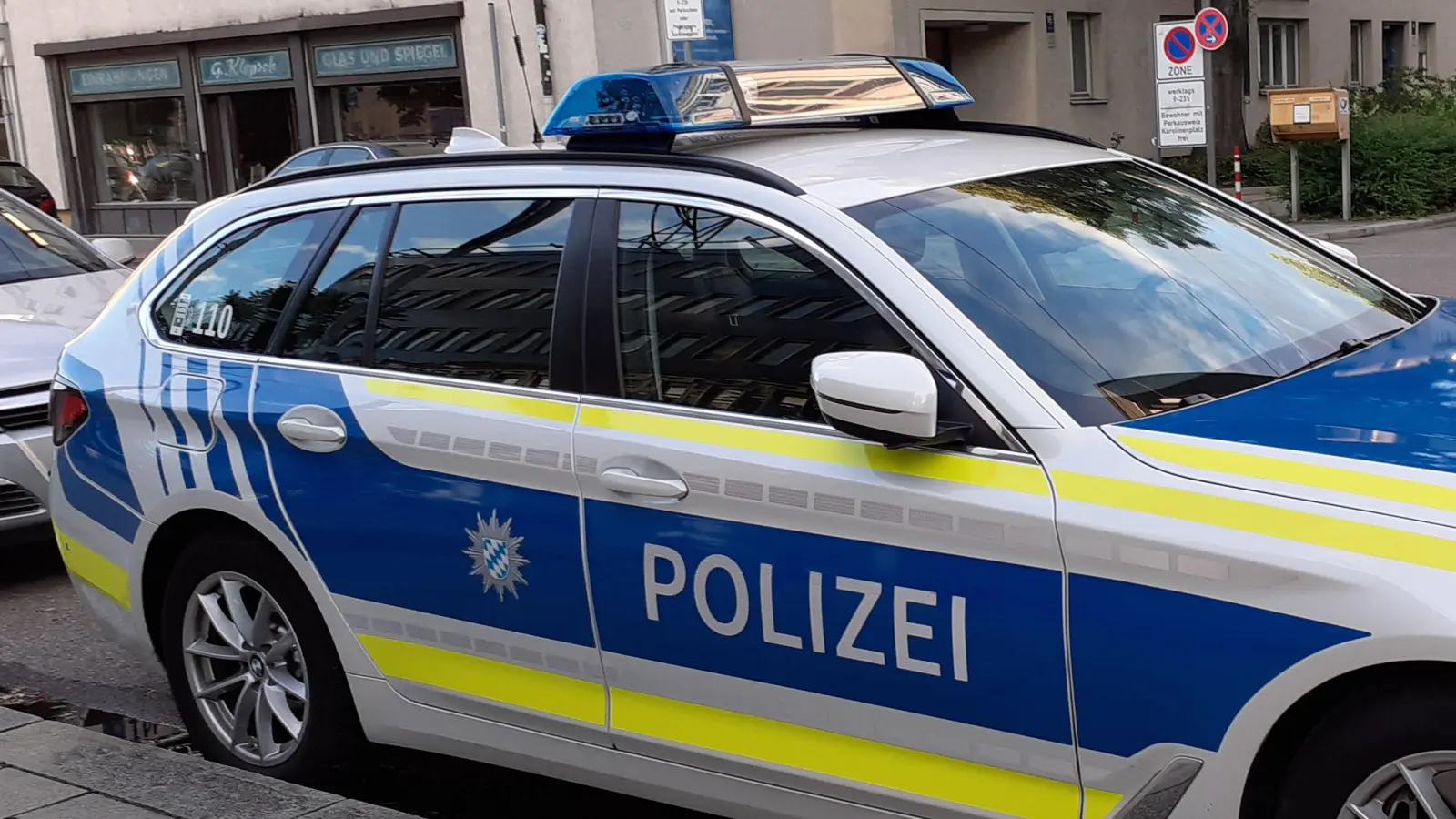 Mehrere Einsätze bei verschiedenen Versammlungen und Protestaktionen musste die Polizei an einem Tag leisten. Sie erfolgten im Stadtgebiet und im Bereich der Messe. (F.: mha)