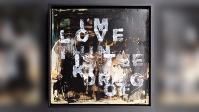 Versatzstücke aus der Popkultur werden vom Künstler neu geremixt. (Foto: Georg Steidinger)